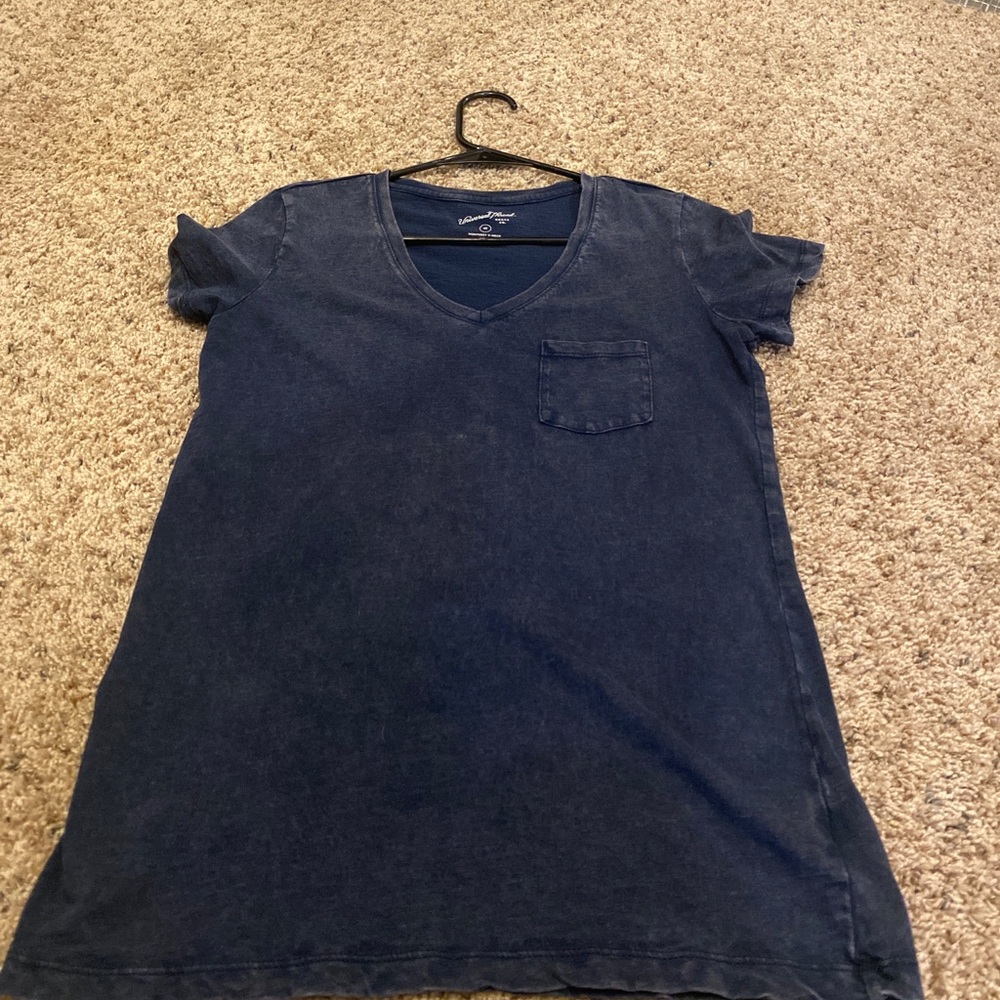 Universal Thread top with pocket